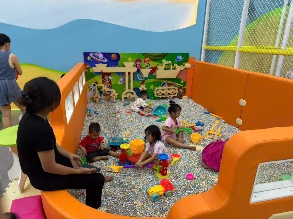 🌟 10 Lợi Ích Khi Dẫn Con Đi Chơi – Phát Triển Toàn Diện Cho Trẻ